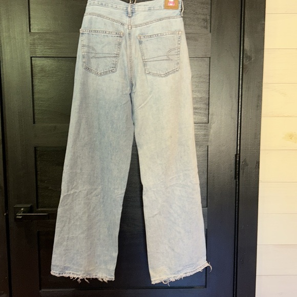 EUC AE Skater Jean - Picture 2 of 5